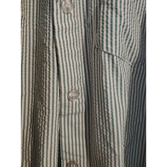 Forever 21 Men’s Striped Long Sleeve Button Up Green Shirt Size Medium - Picture 3 of 4